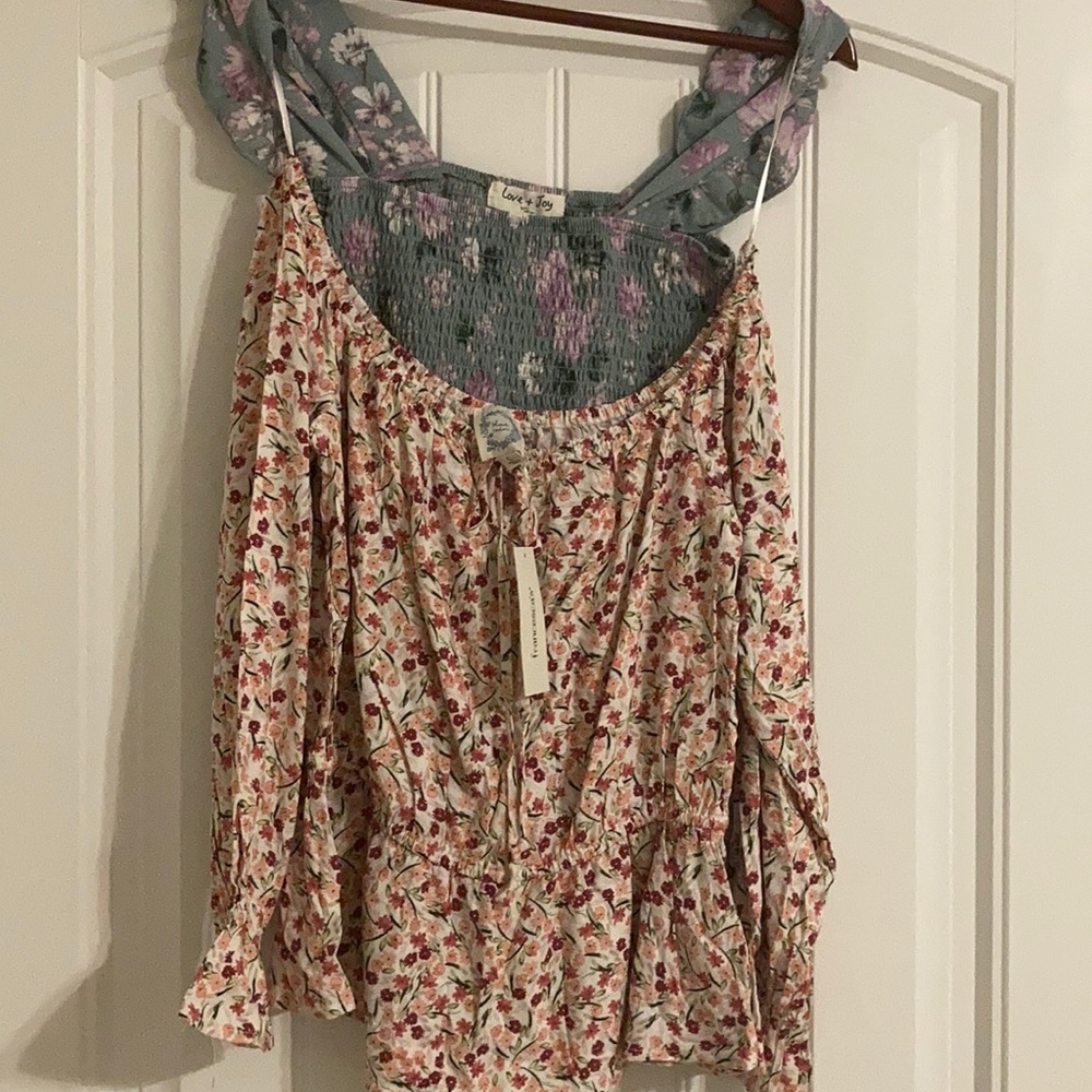 New tops from Francescas